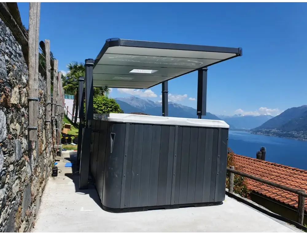 Mörkgrå PassionSpa Activity 1 Deep Swim Spa med panel och canopy